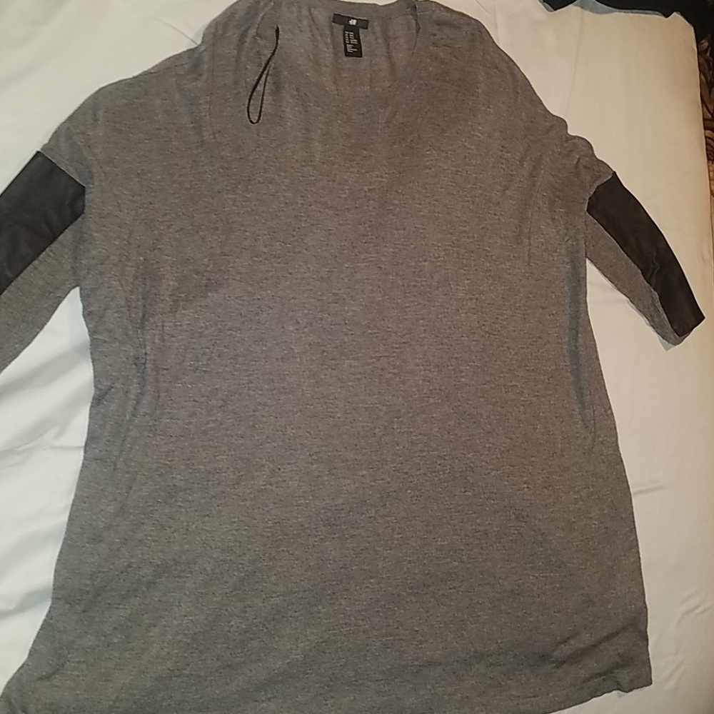 H&M grey tunic sweater